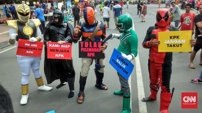 Dengan Memakai Sandal, Deadpool Turun Tangan Lindungi KPK
