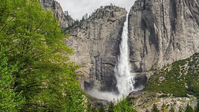 101+ Gambar Air Terjun Mengalir Terbaik 101+ Gambar Air Terjun Mengalir Terbaik