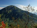 Penjelasan BMKG Soal Fenomena Topi Awan Gunung Merbabu
