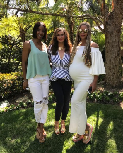 Gaya Kehamilan Beyonce yang Seksi Saat Paskah Gaya Kehamilan Beyonce yang Seksi Saat Paskah