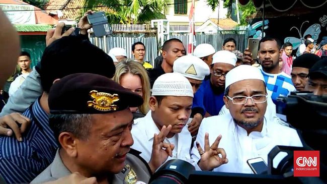 Rizieq Shihab Batal Pulang