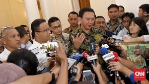Ahok Merasa Dikambinghitamkan Anies soal IMB Reklamasi