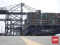 Melihat Layanan Kapal Raksasa Peti Kemas di Tanjung Priok