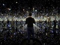 Selfie atau Kontemplasi di Infinity Room Yayoi Kusama