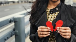 8 Tips Move On Paling Ampuh Dari Mantan yang Masih Disayang