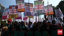 <i>May Day</i>, Buruh Jabar Bergerak Kepung Gedung Sate