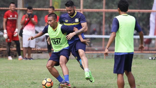 Timo Schuenemann Mundur dari Kursi Pelatih Persiba