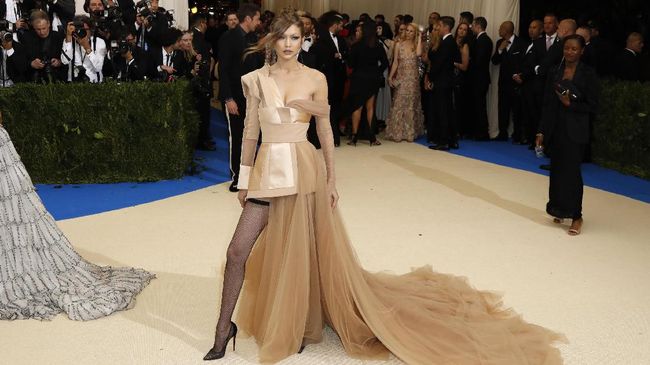 Delapan Aksi Mengesankan di Met Gala 2017