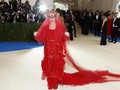 Dominasi Warna Merah di Perayaan Met Gala 2017