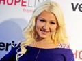 Christina Aguilera Kembali Bawa Reflection untuk Film Mulan