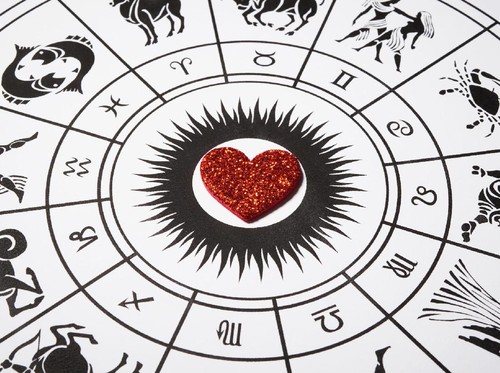 6 Pasangan Zodiak yang Cocok Banget Bersama 6 Pasangan Zodiak yang Cocok Banget Bersama