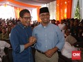 Gema Takbir Sambut Anies-Sandi di Masjid Sunda Kelapa