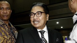Sebelum Meninggal, Hotma Sitompoel Dirawat di ICU RSCM Kencana