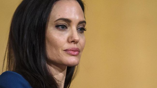 Angelina Geram Brad Pitt Kenalkan 'Pacar Baru' ke Anak-anak