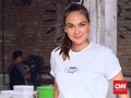 Demi 'Suzzanna', Luna Maya Makan Bunga Melati Basi