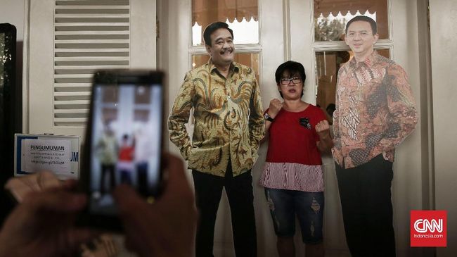 Lain dengan Ahok, Djarot Tak Akan Layani Sendiri Aduan Warga