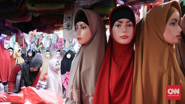 Lebaran Usai, Bisnis Baju di Pasar Tanah Abang Rontok