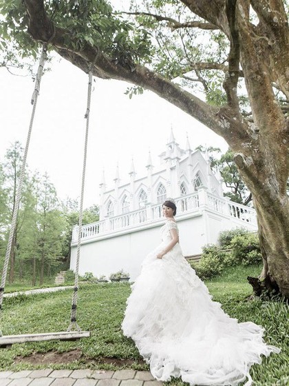 Kisah Haru Wanita Penderita Kanker, Buat Foto Pernikahan Tanpa Pendamping Kisah Haru Wanita Penderita Kanker, Buat Foto Pernikahan Tanpa Pendamping
