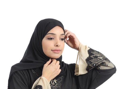Guru Ini Dipecat Setelah Tarik Paksa Jilbab Siswi SD di New York Guru Ini Dipecat Setelah Tarik Paksa Jilbab Siswi SD di New York