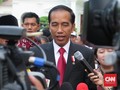 Jokowi Sambut Raja Swedia dengan 'Tangan Tuhan'