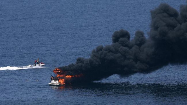 Kapal yang Terbakar di Balikpapan Berbendera Panama