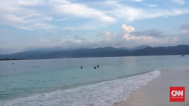 Imbas Gejolak Gunung Agung, Turis Berdatangan ke Lombok