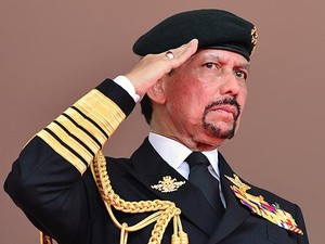Jangan Kaget, Segini Biaya Potong Rambut Sultan Brunei