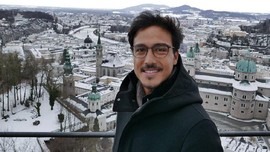 Selebriti Indonesia Pilih London dan Bali Jelang Tahun Baru