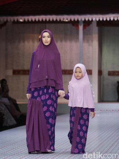 Si.Se.Sa Rilis Baju Muslim Syari untuk Kembar dengan Anak Saat Lebaran Si.Se.Sa Rilis Baju Muslim Syari untuk Kembar dengan Anak Saat Lebaran