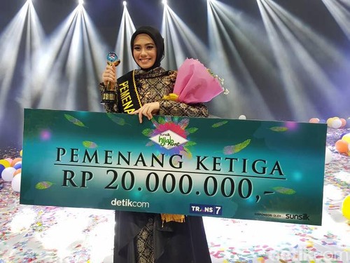 Tamara, Adik Rachel Maryam Tak Sangka Jadi Juara 3 Sunsilk Hijab Hunt 2017 Tamara, Adik Rachel Maryam Tak Sangka Jadi Juara 3 Sunsilk Hijab Hunt 2017