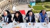 Pengalaman kuliner di udara ini dimulai di Brussel sejak tahun 2006 oleh David Ghysels.