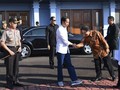 Jokowi Ungkap Alasan Pakai Sepatu Sneaker