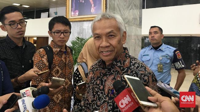 DPR Sebut Pernyataan Ketua MPR Soal LGBT Miskomunikasi