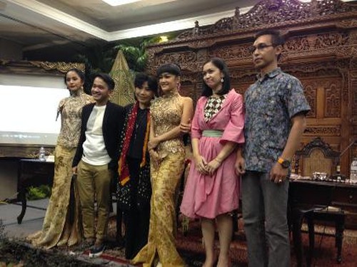 Foto: Pesona Julia Perez dalam Balutan Kebaya Anne Avantie Foto: Pesona Julia Perez dalam Balutan Kebaya Anne Avantie