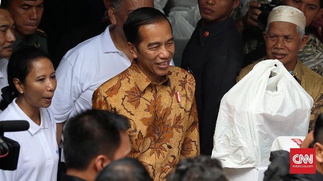 Dua Menteri Jokowi Jadi Petugas Keamanan Dadakan di Wonosobo