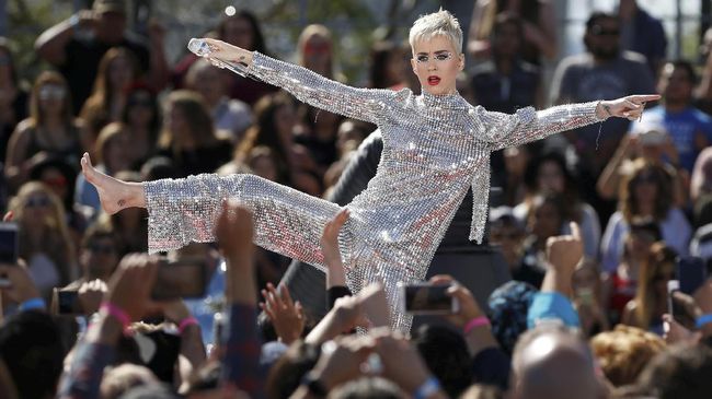 Katy Perry dan Sejumlah Pengakuan Kontroversialnya