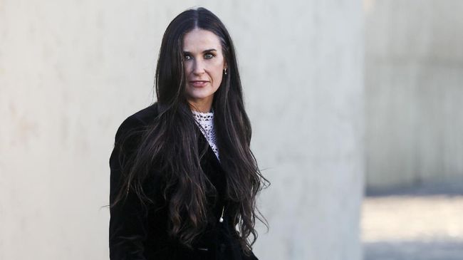 Cerita Anak Kala Lihat Demi Moore Overdosis