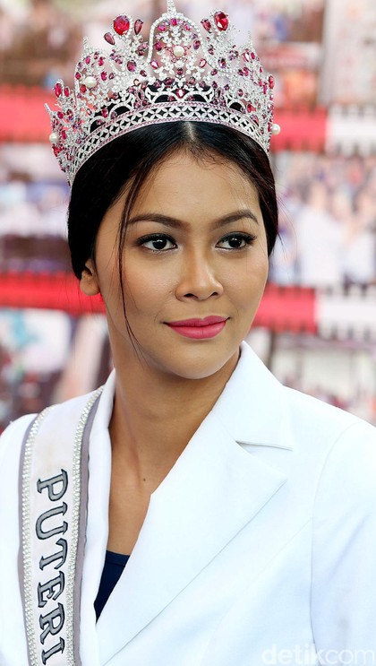 Rantai Prestasi Indonesia di Miss Universe yang Terputus di Bunga Jelitha 1 Rantai Prestasi Indonesia di Miss Universe yang Terputus di Bunga Jelitha 1