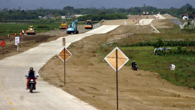 Mengurai Macet Mudik dengan Tol Setengah Jadi