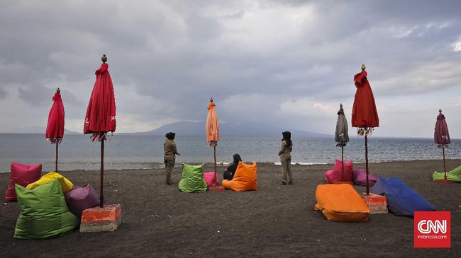 Santen Bekas Lokalisasi Yang Jadi Pantai Syariah Santen Bekas Lokalisasi Yang Jadi Pantai Syariah