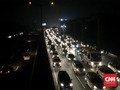 Tol Jakarta-Cikampek Padat Merayap Sepanjang 29 Kilometer