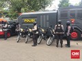 Polisi Hingga Water Canon Disiagakan di Stasiun Senen