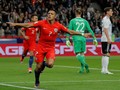 Alexis Sanchez Bangga Jadi Pemain Chile Pertama di MU
