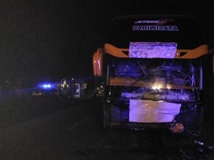 Tragedi Adu Banteng Avanza vs Bus di Probolinggo Tewaskan 6 Orang