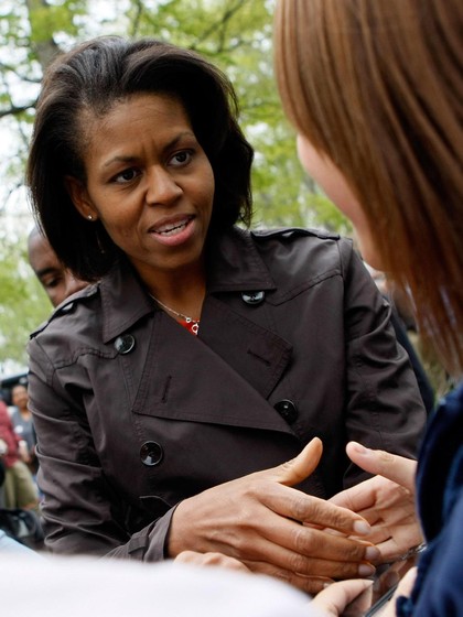 Foto: Bukti Michelle Obama Nyaman Tampil Tanpa Makeup di Depan Publik 1 Foto: Bukti Michelle Obama Nyaman Tampil Tanpa Makeup di Depan Publik 1
