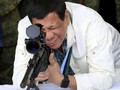 Duterte Terima Langsung 5.000 Senjata Sumbangan dari Rusia