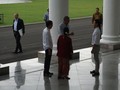 Jempol Obama untuk Kaesang di Istana Bogor