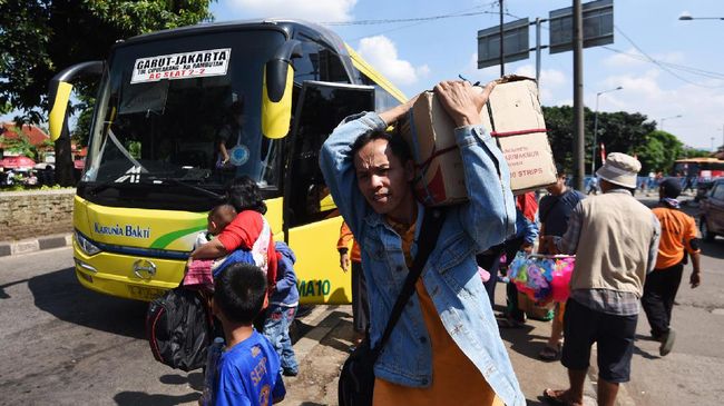 Libur Panjang, Penumpang di Kampung Rambutan Naik 20 Persen