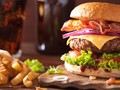 Trump Minta Koki Gedung Putih 'Jiplak' Junk Food Favoritnya