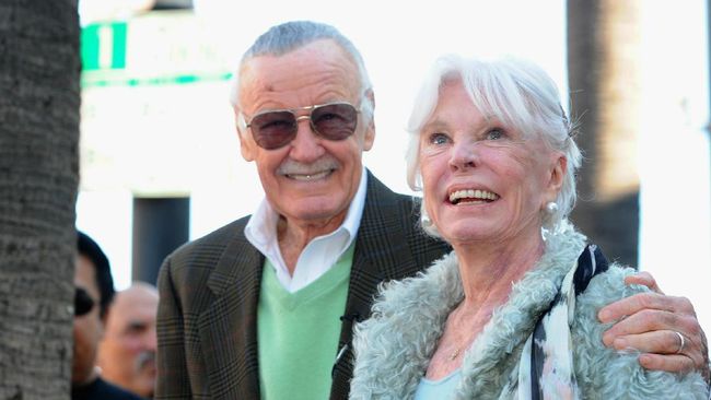 Istri Stan Lee 'Marvel' Wafat di Usia 93